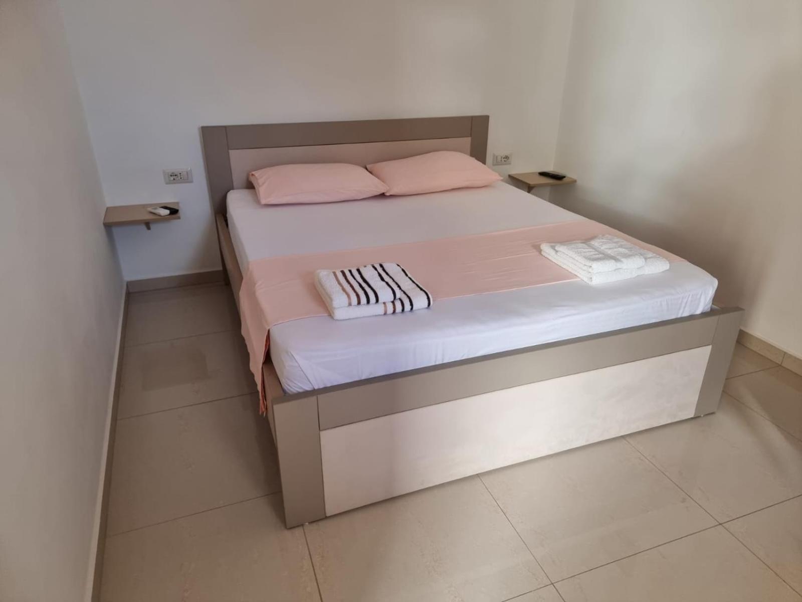 Vila Juna Ksamil Oda fotoğraf