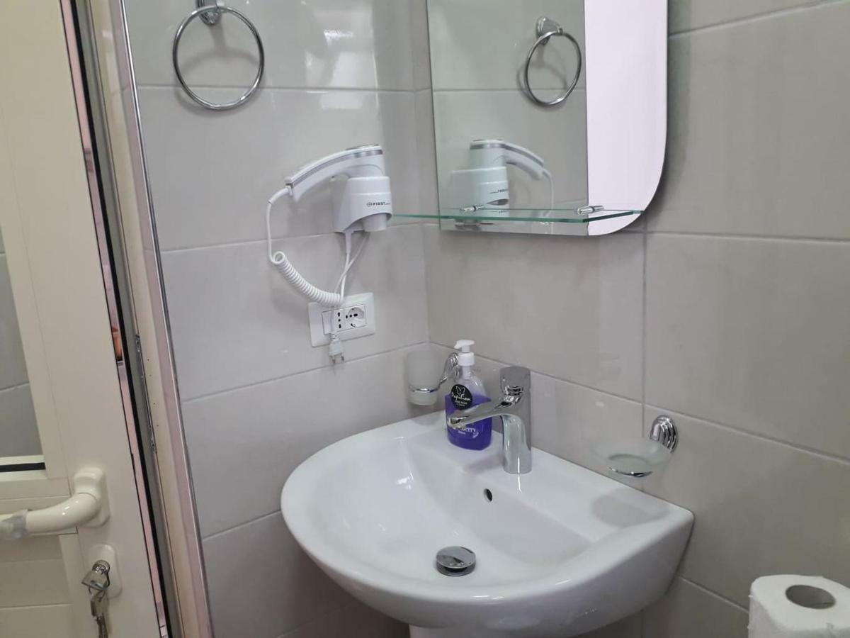 Vila Juna Ksamil Dış mekan fotoğraf